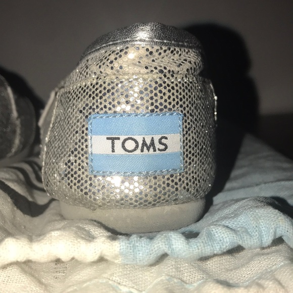Toms Sequined Silver Size 6W - Picture 6 of 6